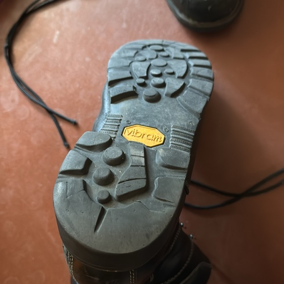 Red wing gore Tex boots - Picture 3 of 6